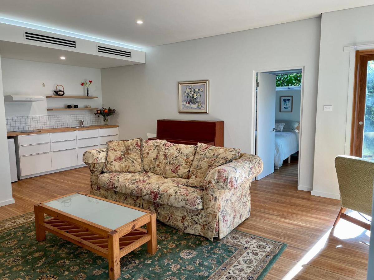 Tranquil Garden Apartment With Living Room Wollongong Kültér fotó